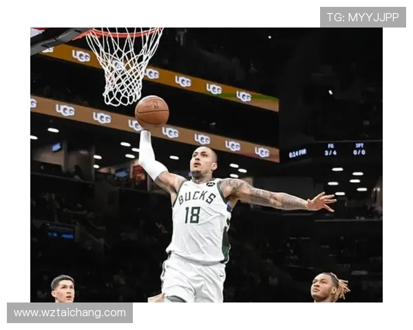 库兹马半场表现出色7投4中贡献11分2篮板2助攻展现强大实力